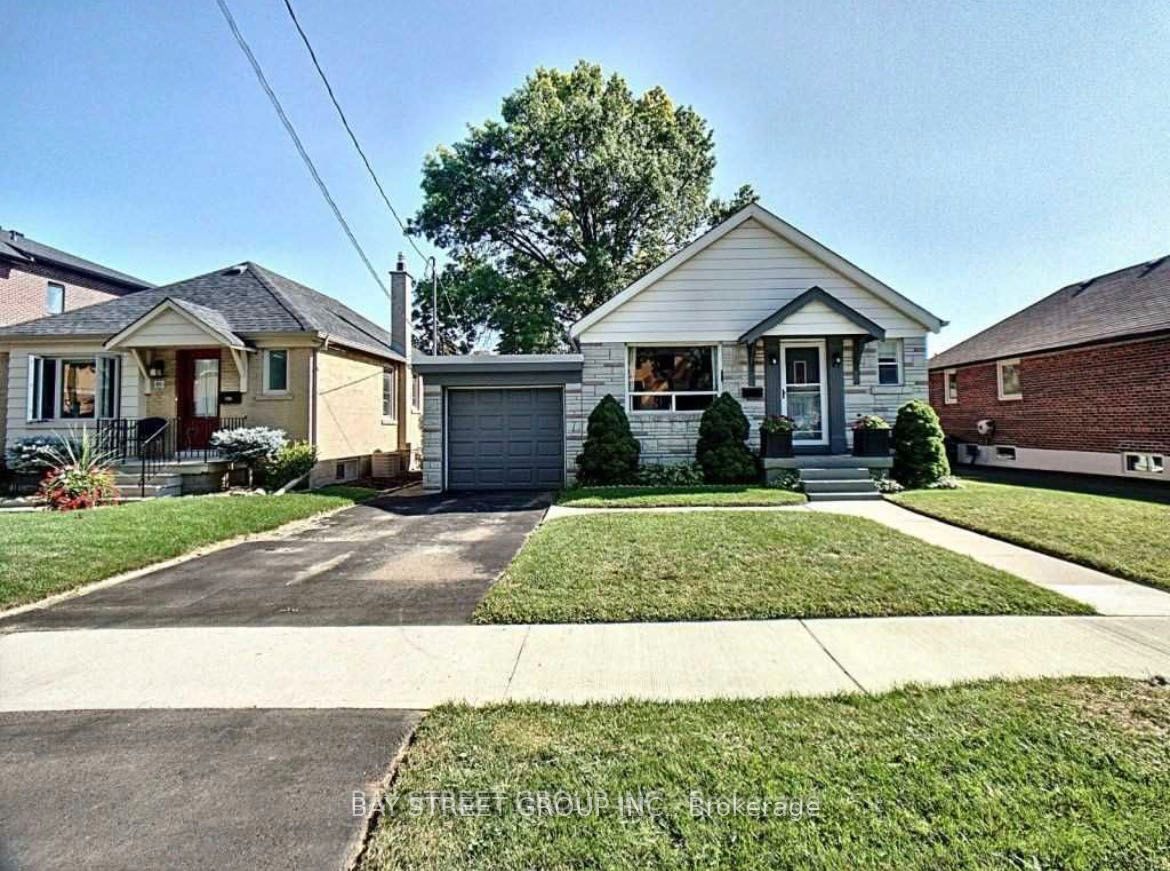 85 Yorkview Drive Property Photo