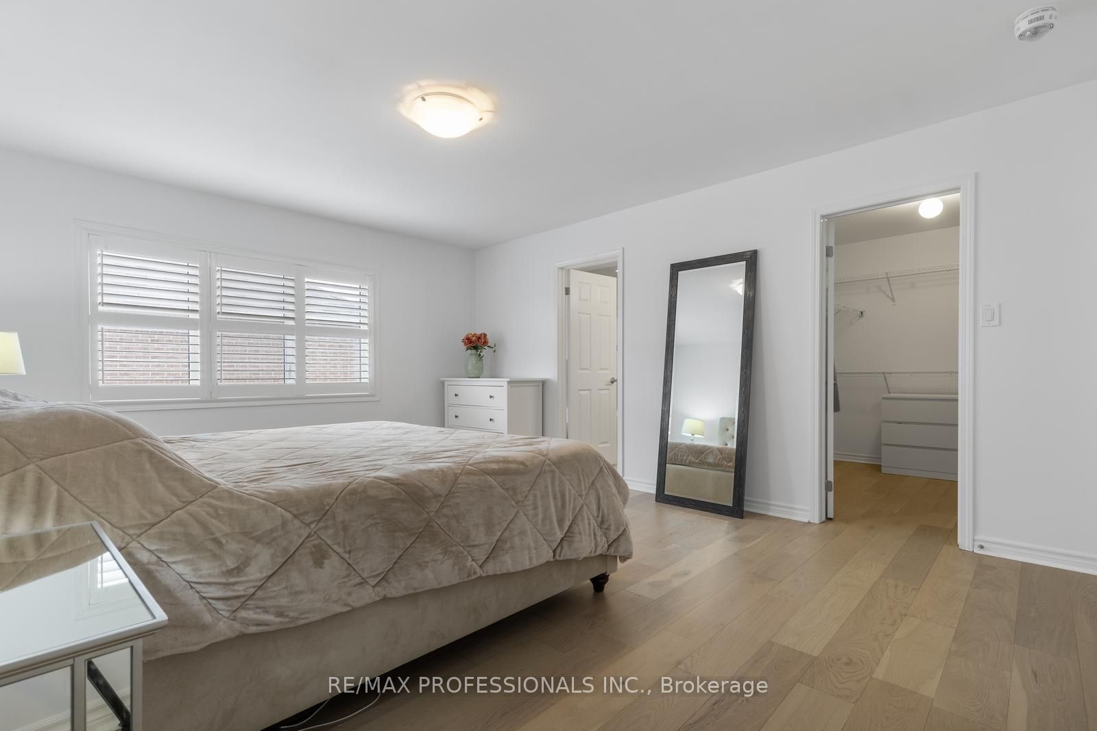 400 Clarkson Gate Property Photo 17