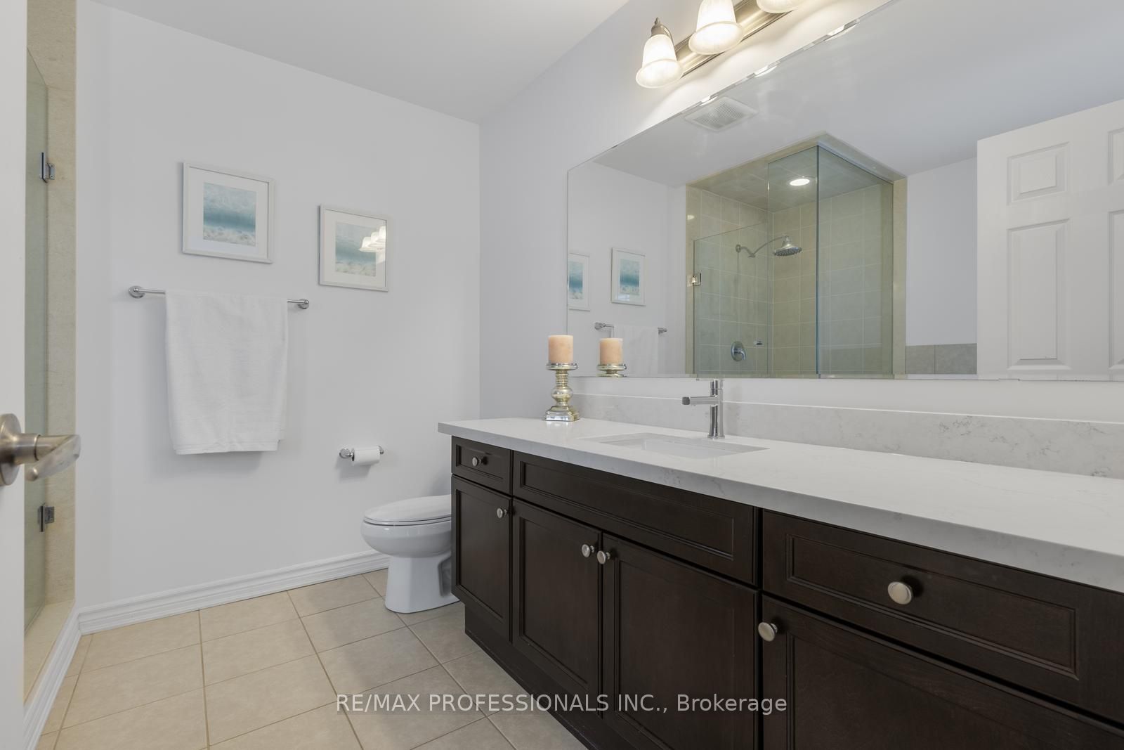 400 Clarkson Gate Property Photo 19