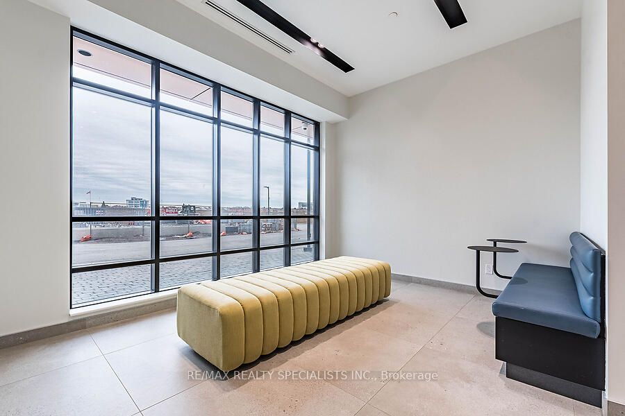 #410 - 225 Malta Avenue Property Photo 8