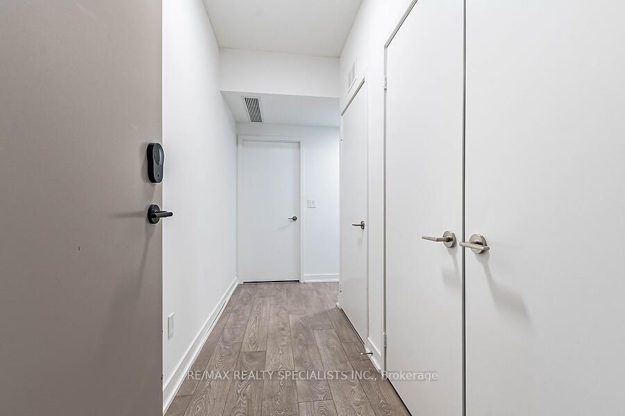 #410 - 225 Malta Avenue Property Photo 13