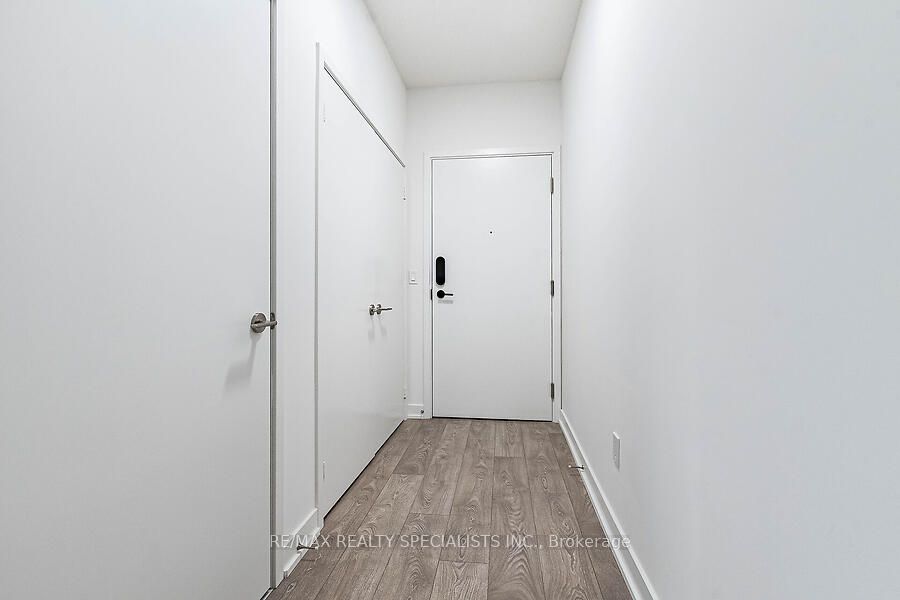 #410 - 225 Malta Avenue Property Photo 14
