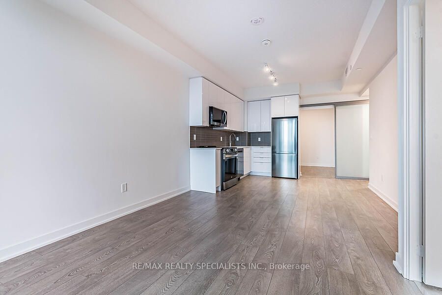 #410 - 225 Malta Avenue Property Photo 21