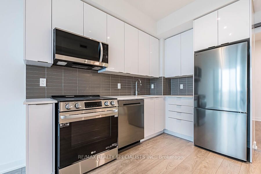 #410 - 225 Malta Avenue Property Photo 24