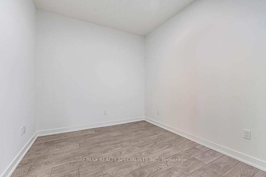 #410 - 225 Malta Avenue Property Photo 27