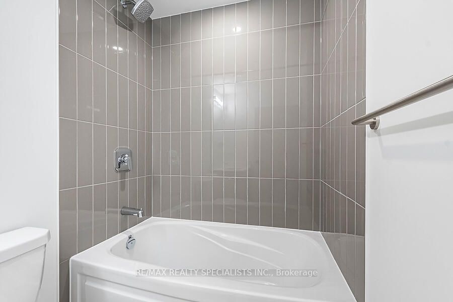 #410 - 225 Malta Avenue Property Photo 38