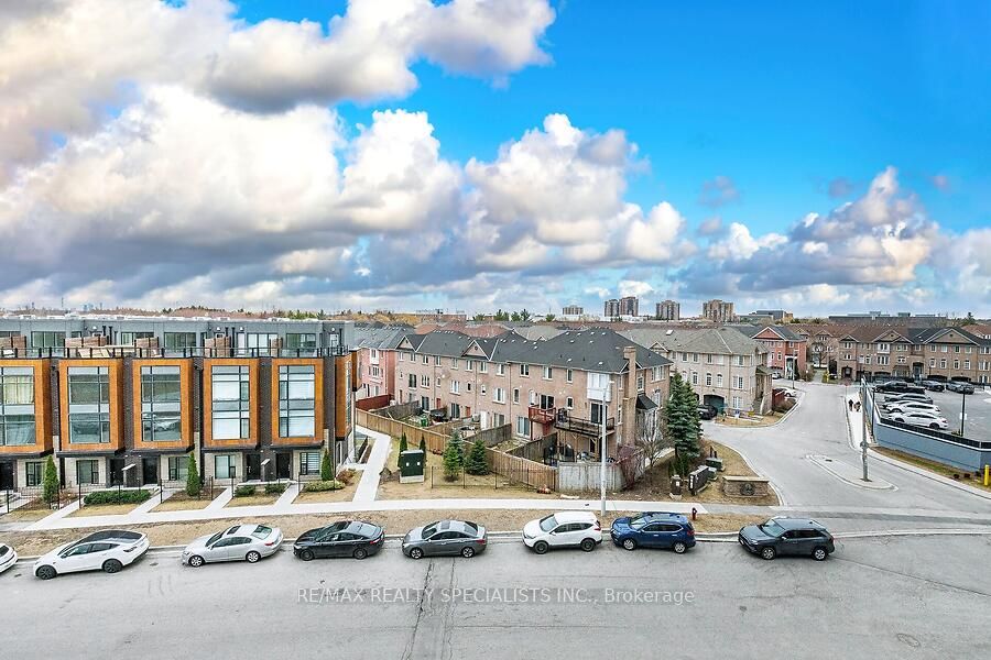 #410 - 225 Malta Avenue Property Photo 44