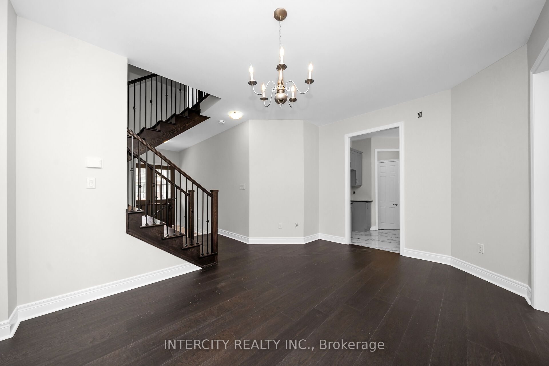 20 Kessler Drive Property Photo 5