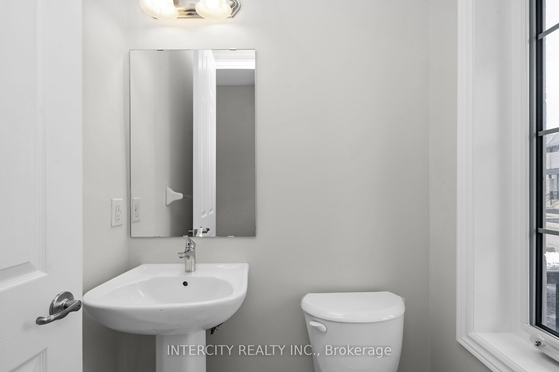 20 Kessler Drive Property Photo 15