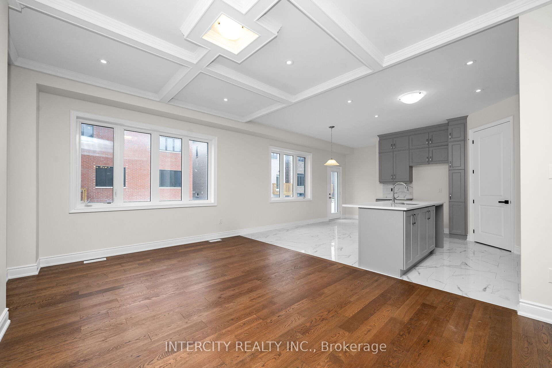 58 Claremont Drive Property Photo 6