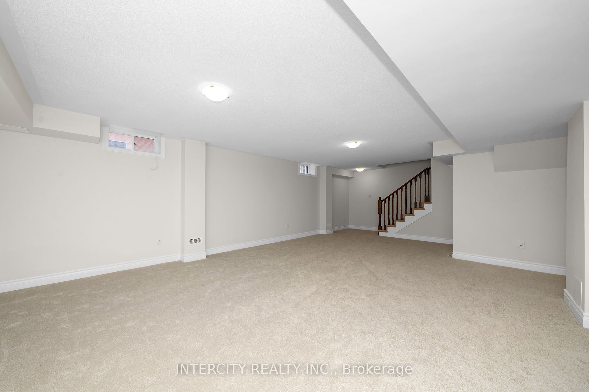 58 Claremont Drive Property Photo 33