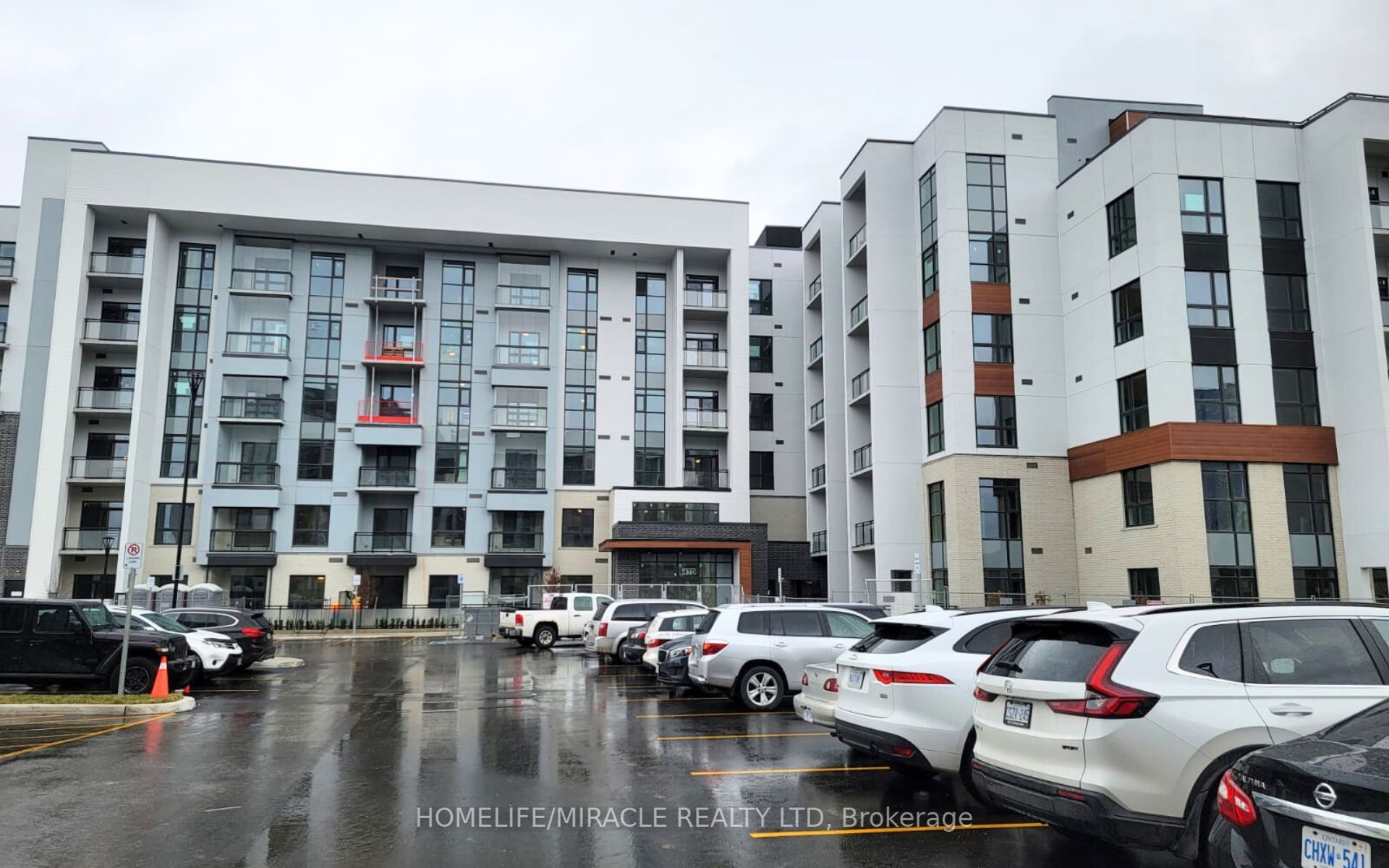 #104 - 470 Gordon Krantz Avenue Property Photo