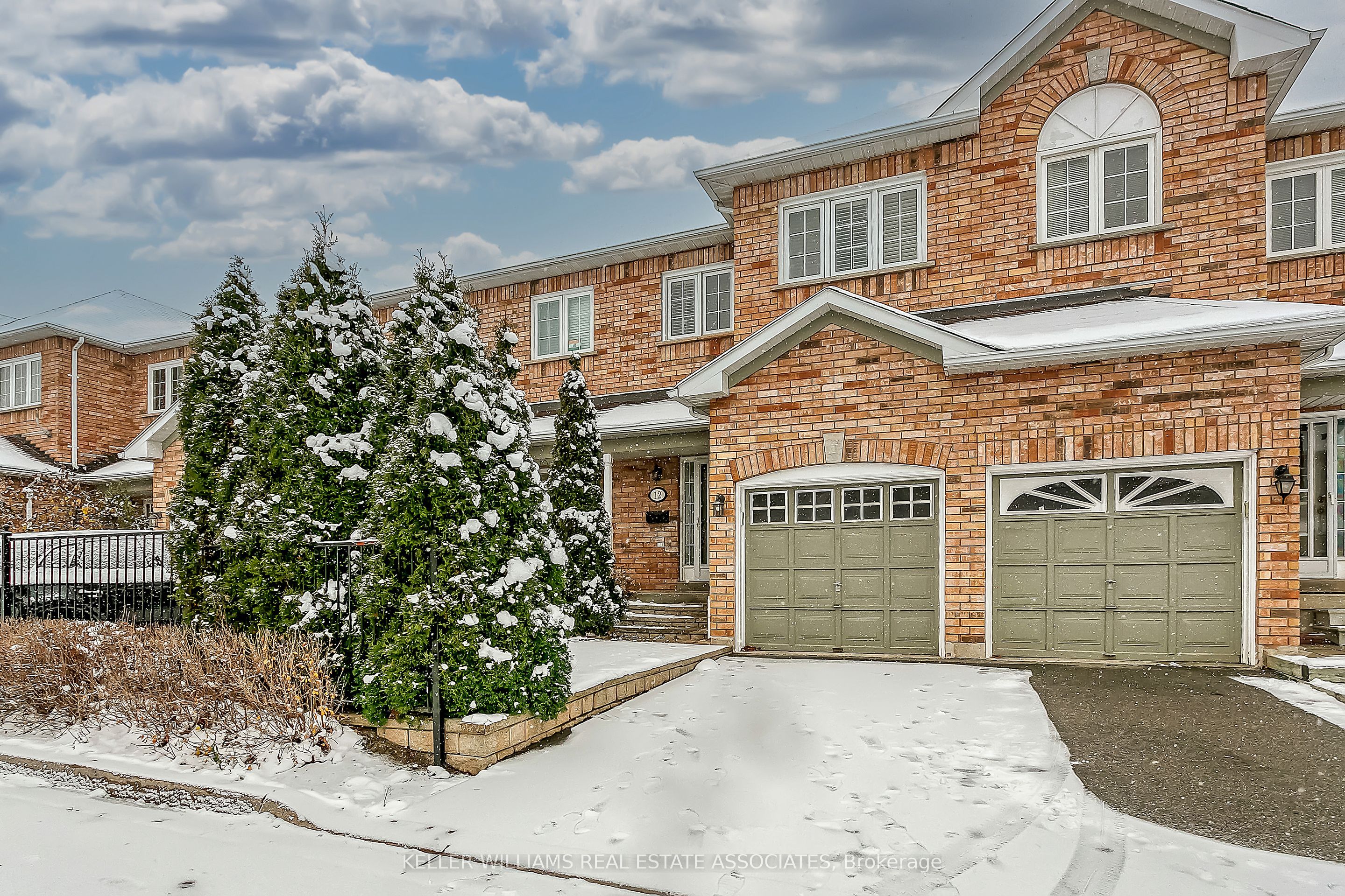 #12 - 2350 Britannia Road Property Photo