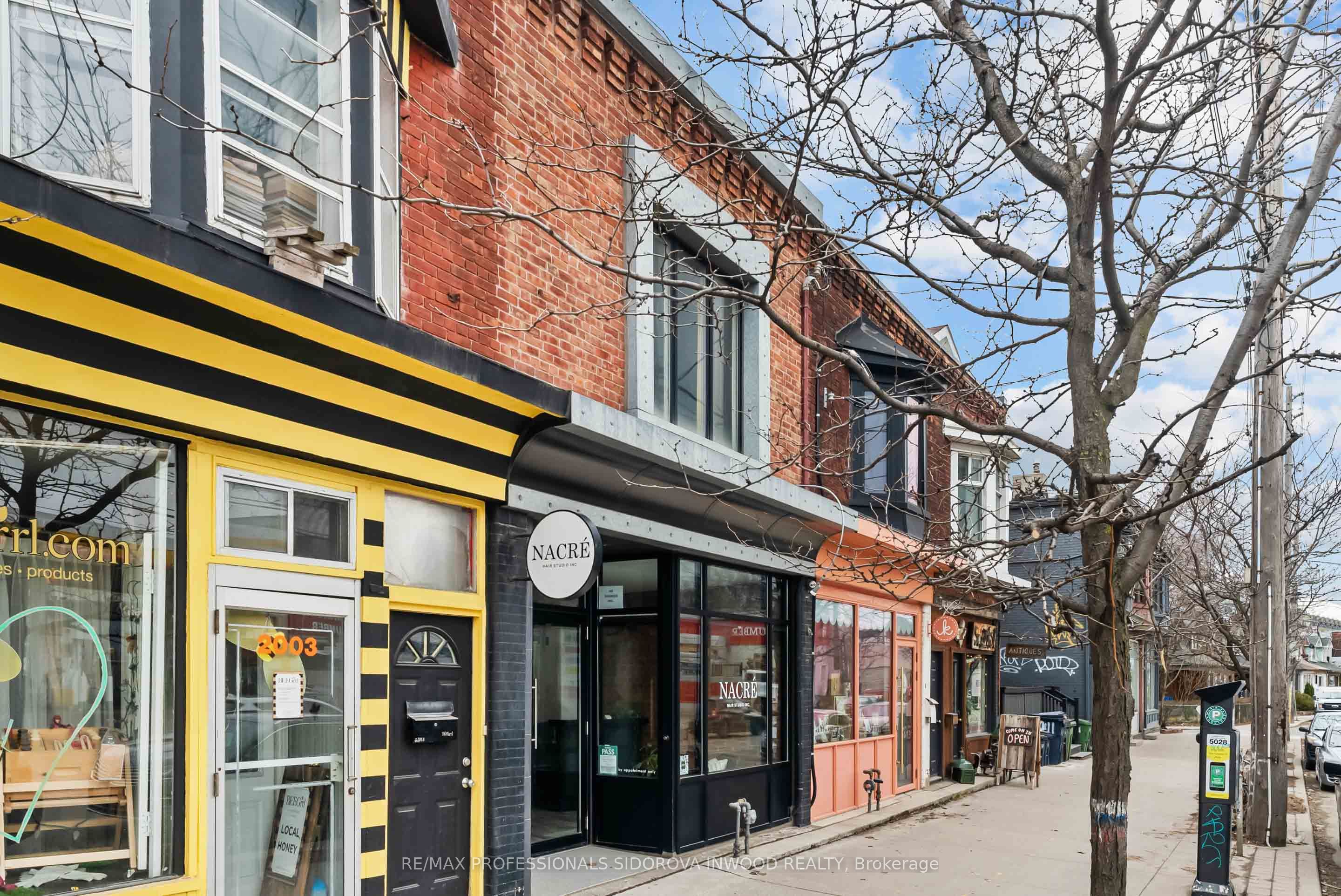 2005 Dundas Street Property Photo 2