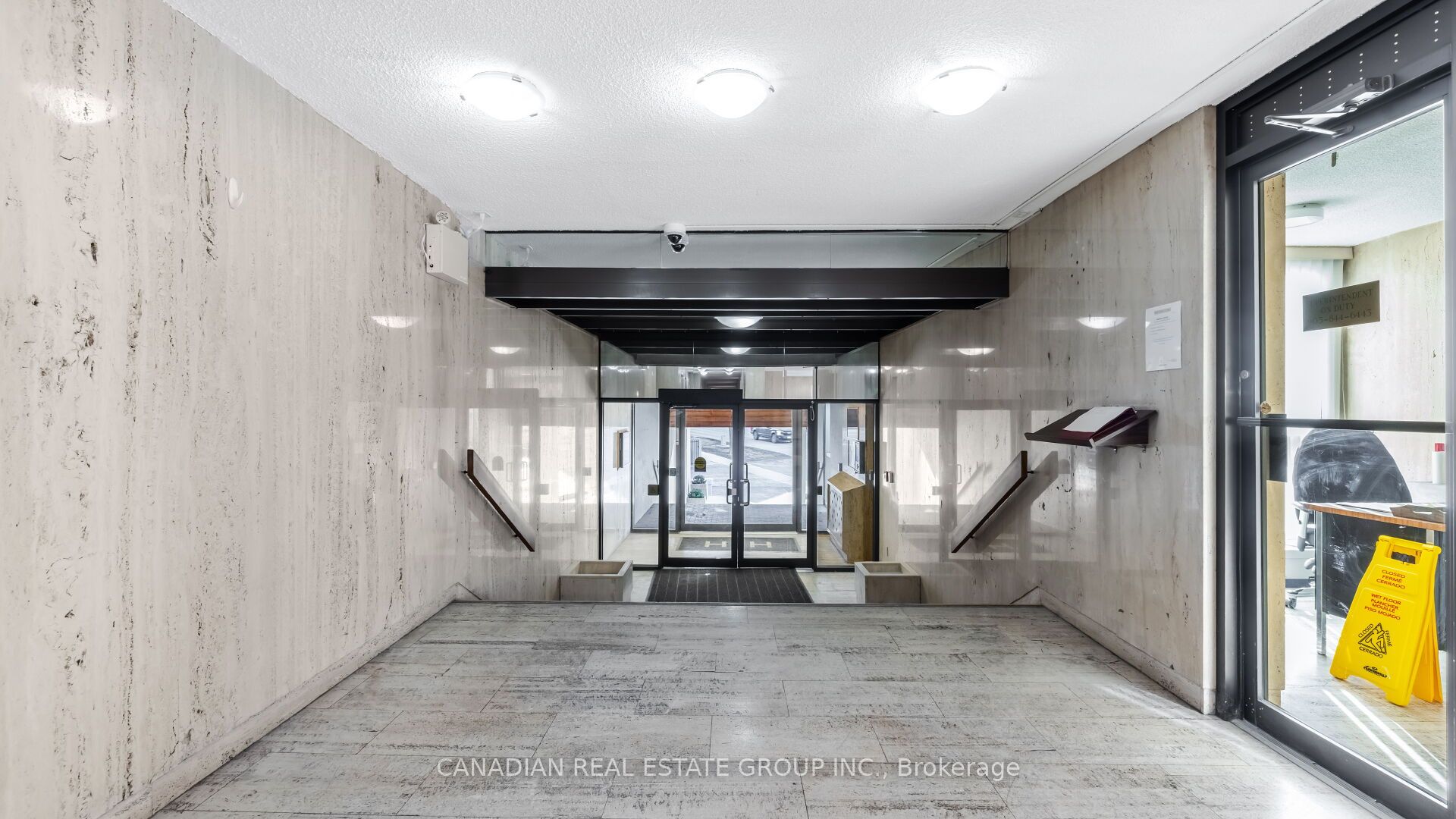 #508 - 20 Speers Road Property Photo 2