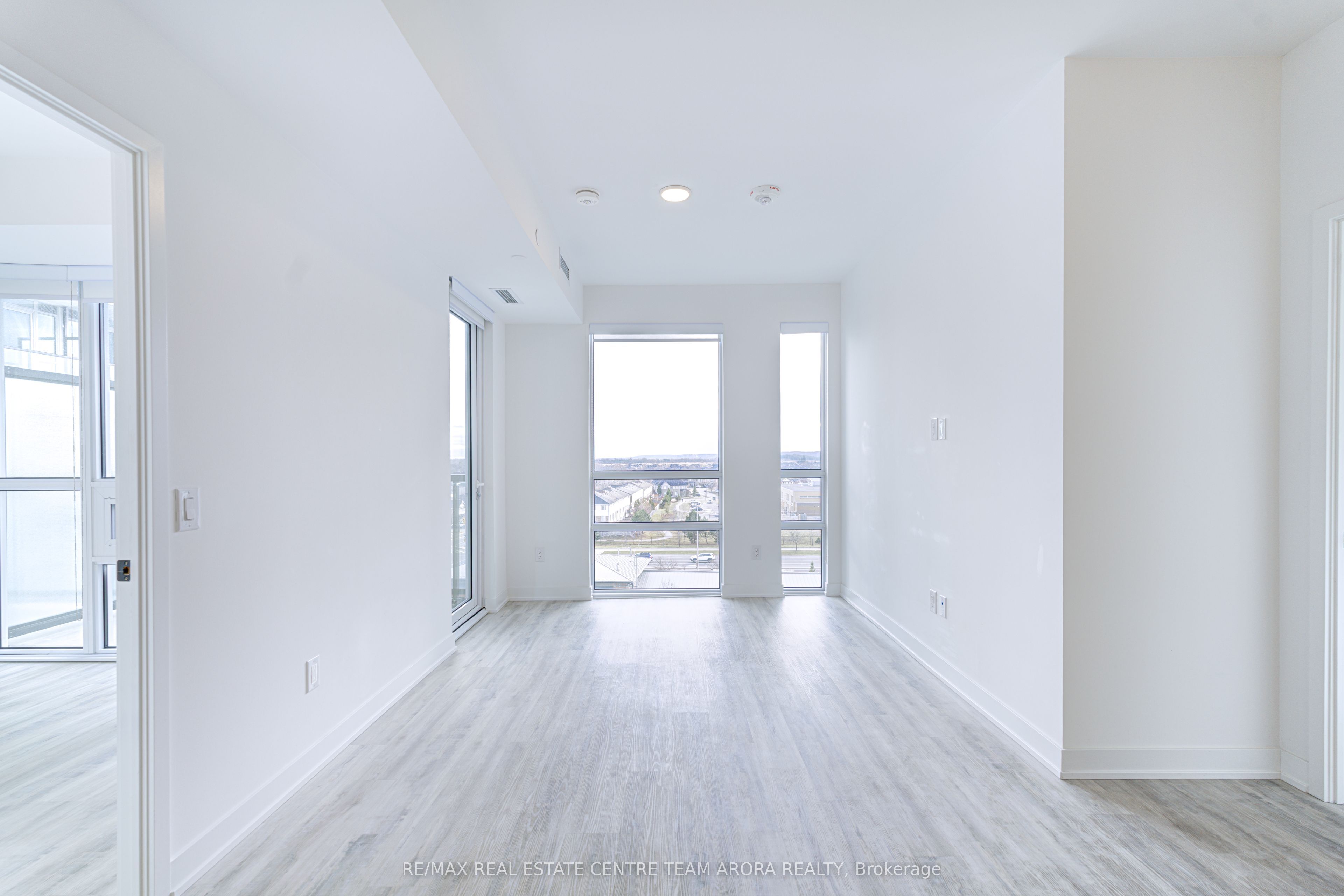 #503 - 3005 Pine Glen Road Property Photo 13