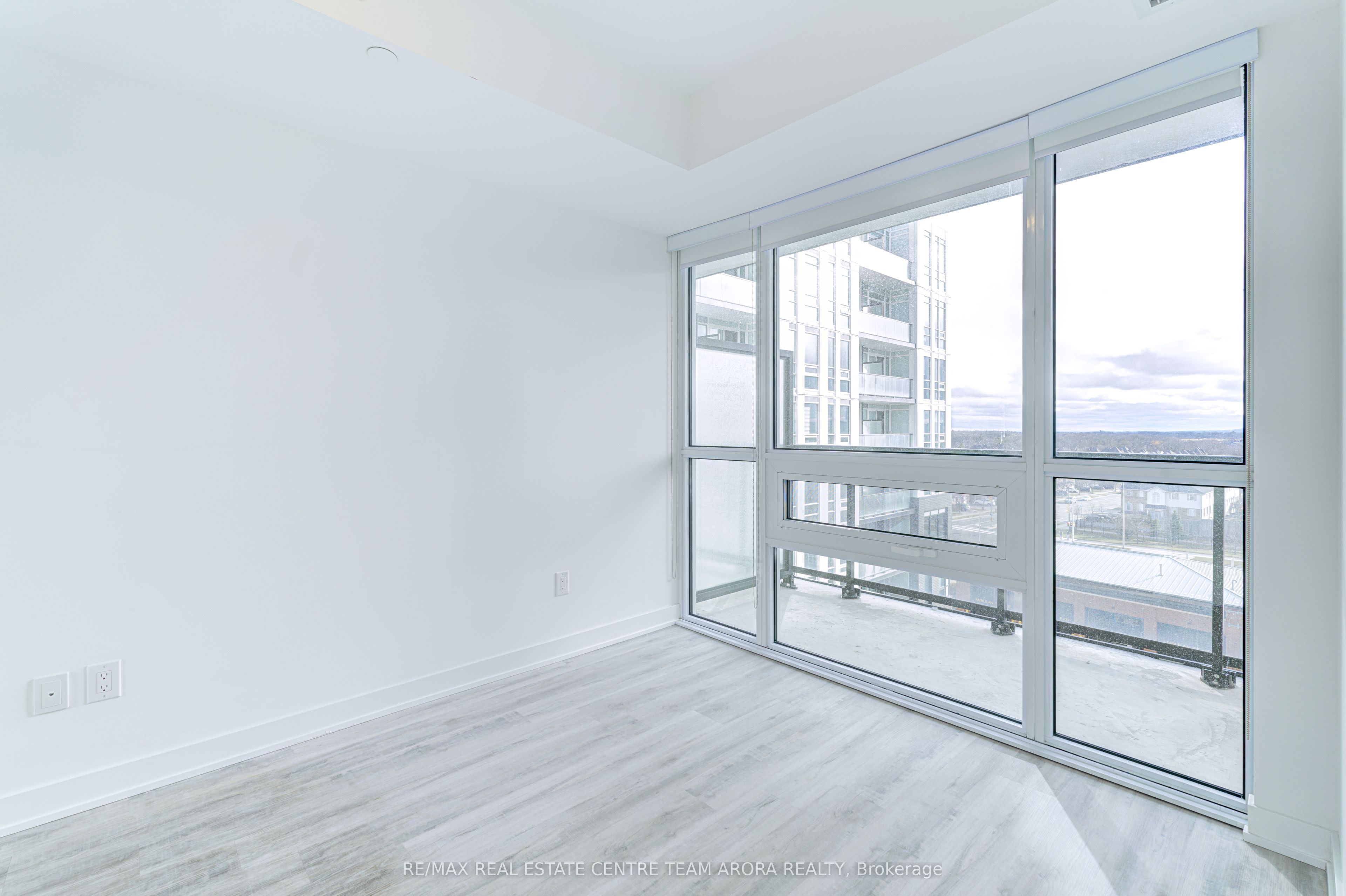 #503 - 3005 Pine Glen Road Property Photo 21