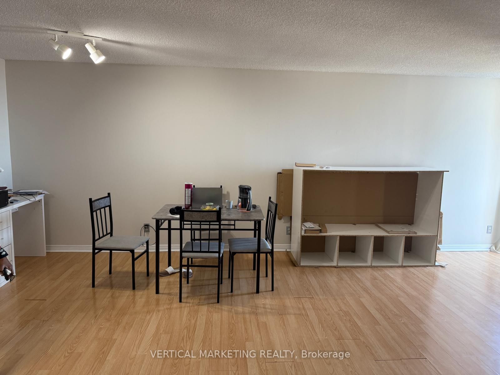25 Trailwood Drive 2206 Property Photo 1