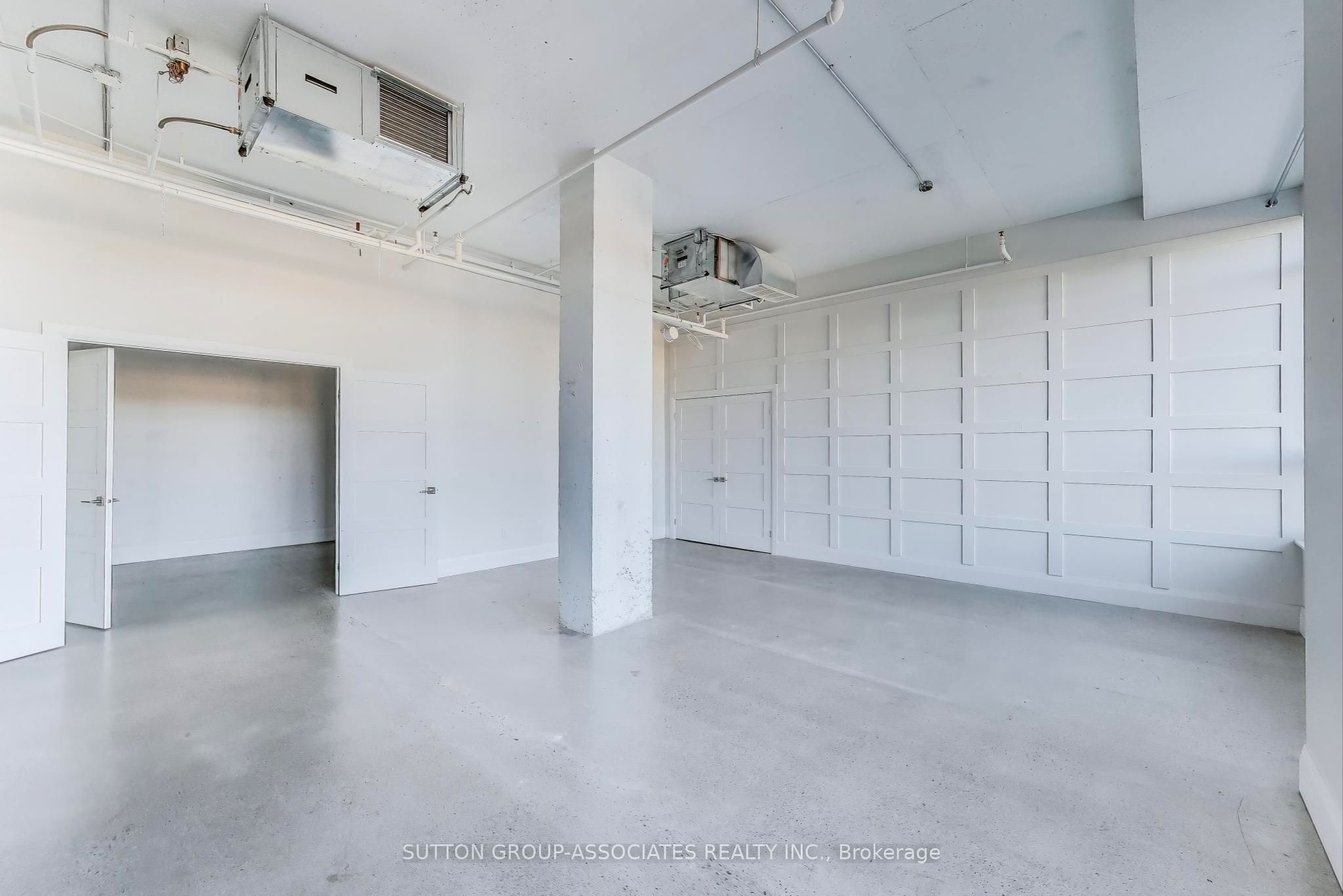#206 - 2069 Lake Shore Boulevard Property Photo 5