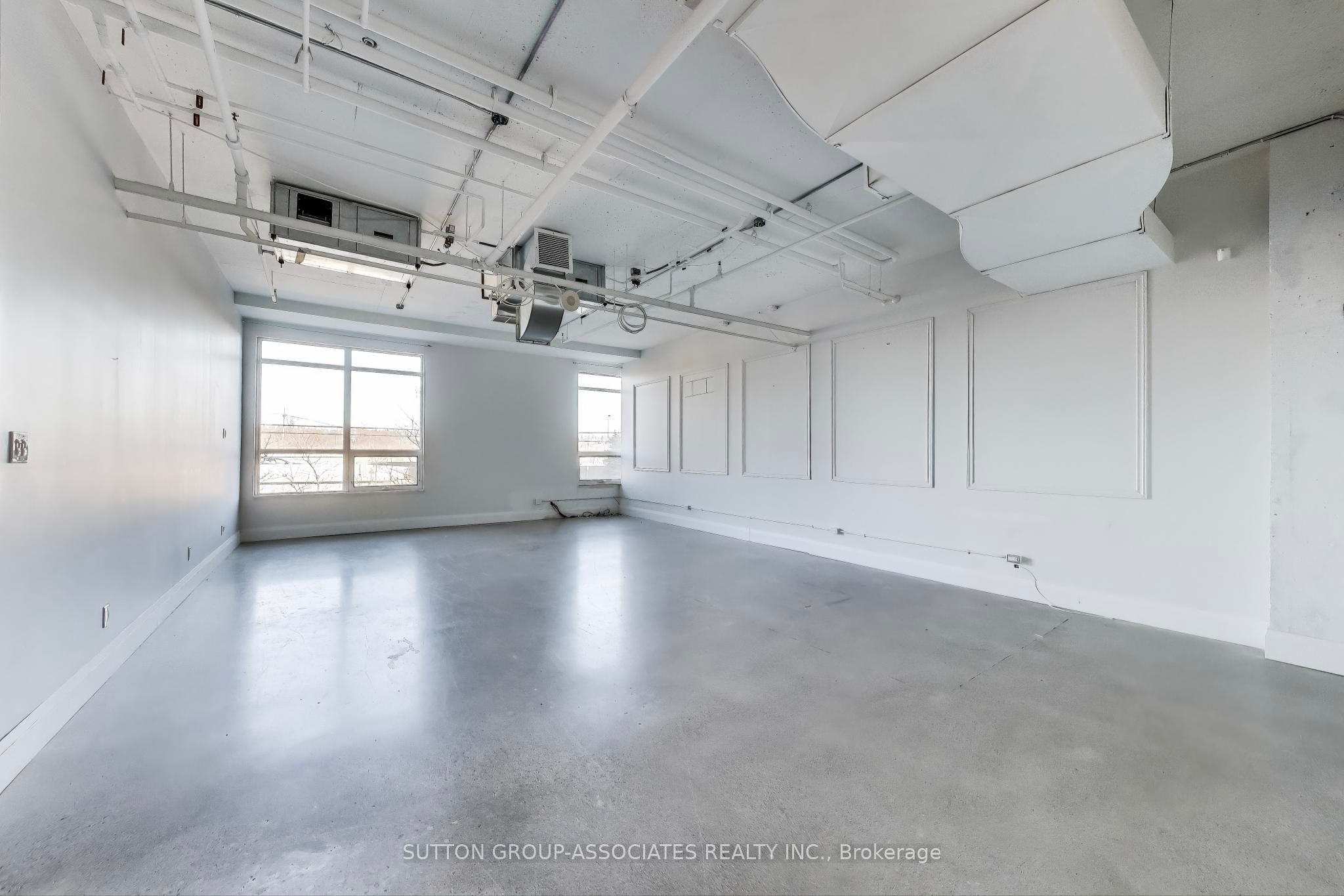 #206 - 2069 Lake Shore Boulevard Property Photo 6