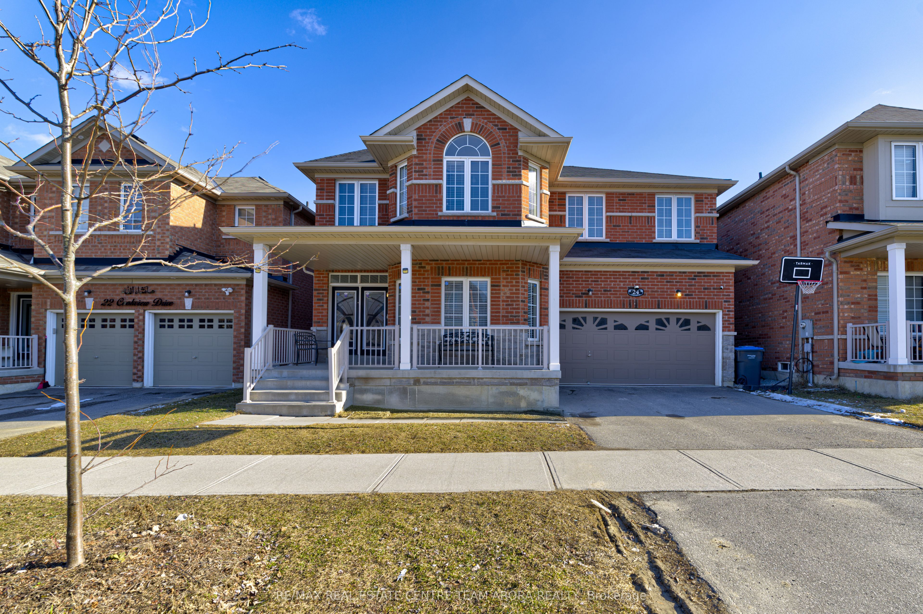 24 Cookview Dr Property Photo 1