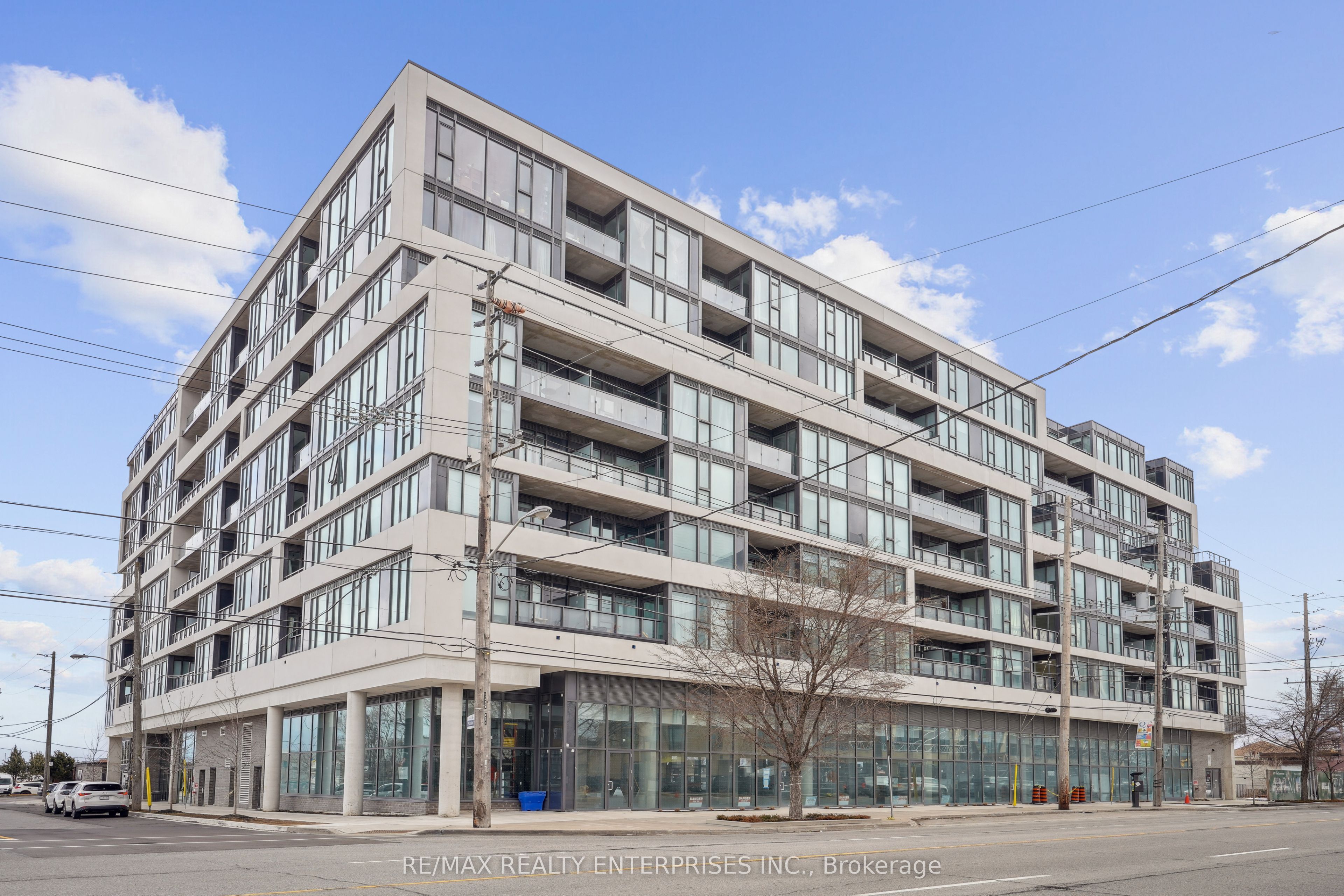 #213 - 859 The Queensway Property Photo
