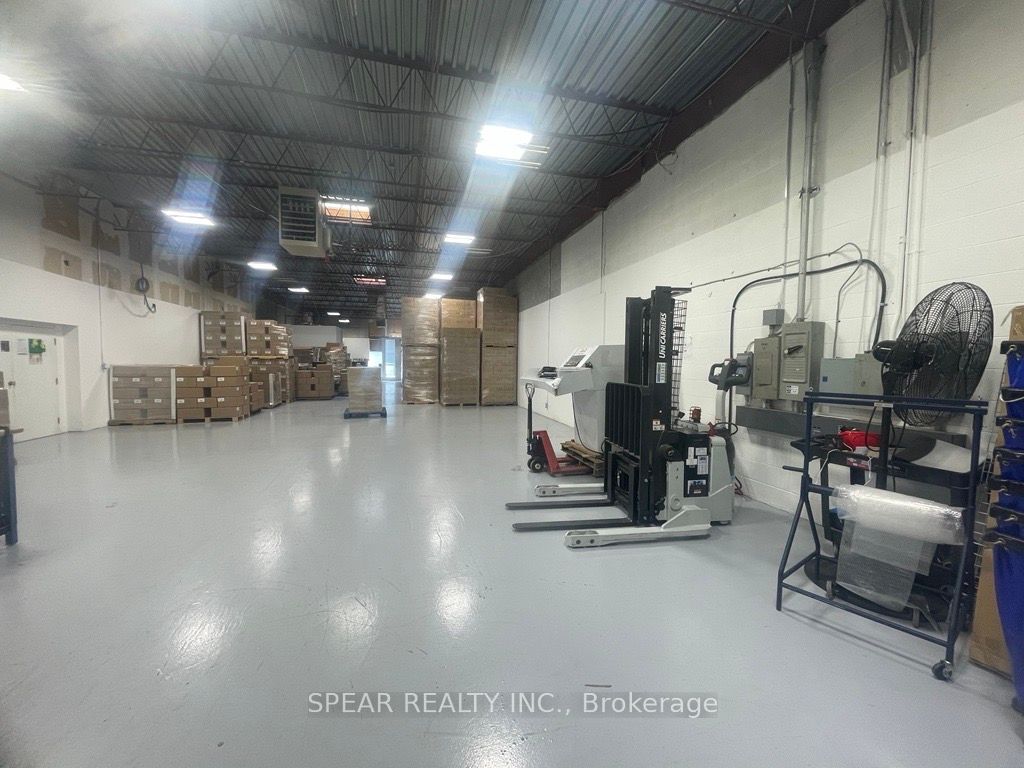 234 Galaxy Boulevard Property Photo 5
