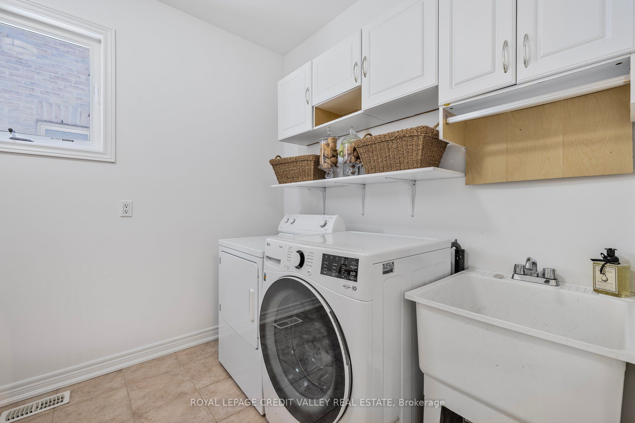 14 Larande Court Property Photo 23