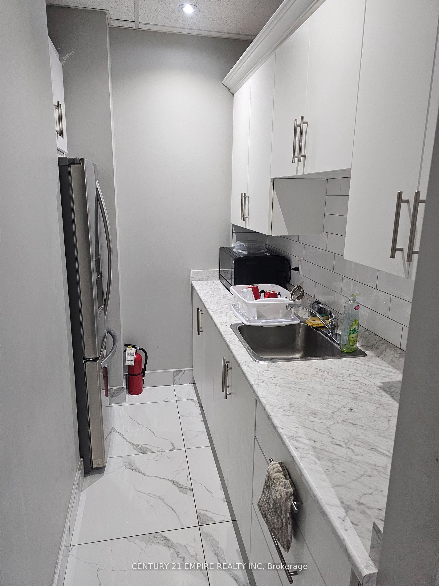#201-203 - 7956 Torbram Road Property Photo 23