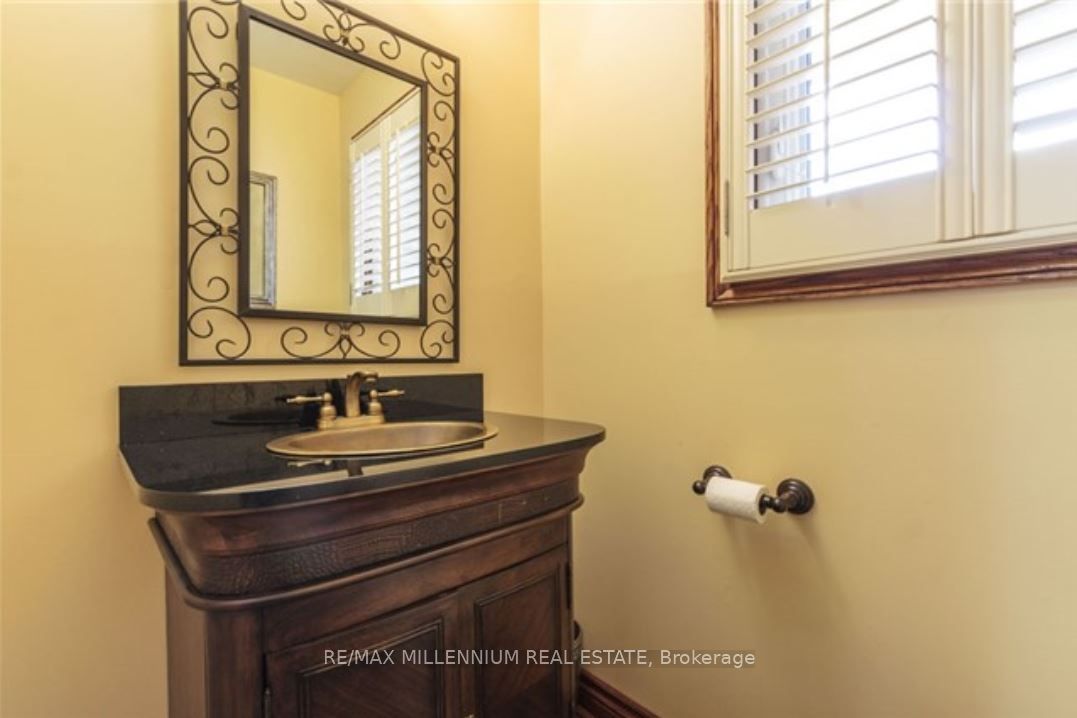 32 Michelangelo Boulevard Main Level Only Property Photo 4
