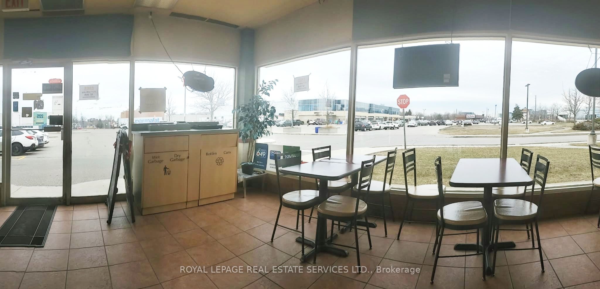#c-102 - 5555 Eglinton Avenue Property Photo 2