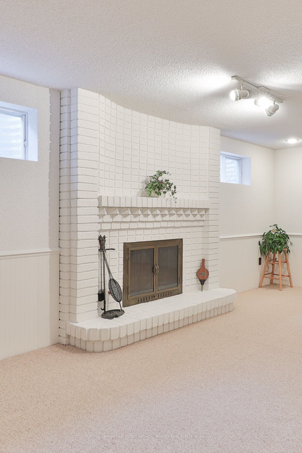 2289 Beejay Court Property Photo 32