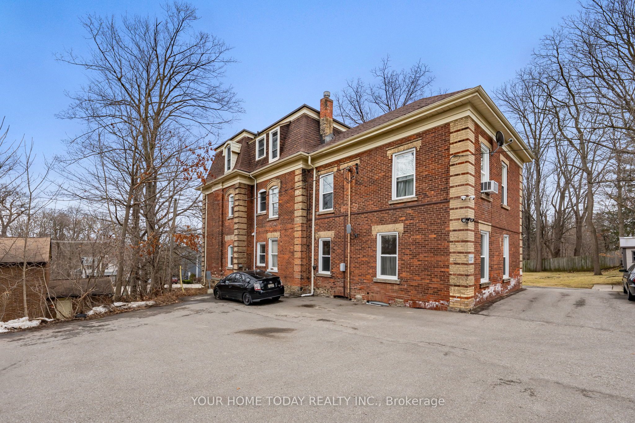 36 Market Street Property Photo 21