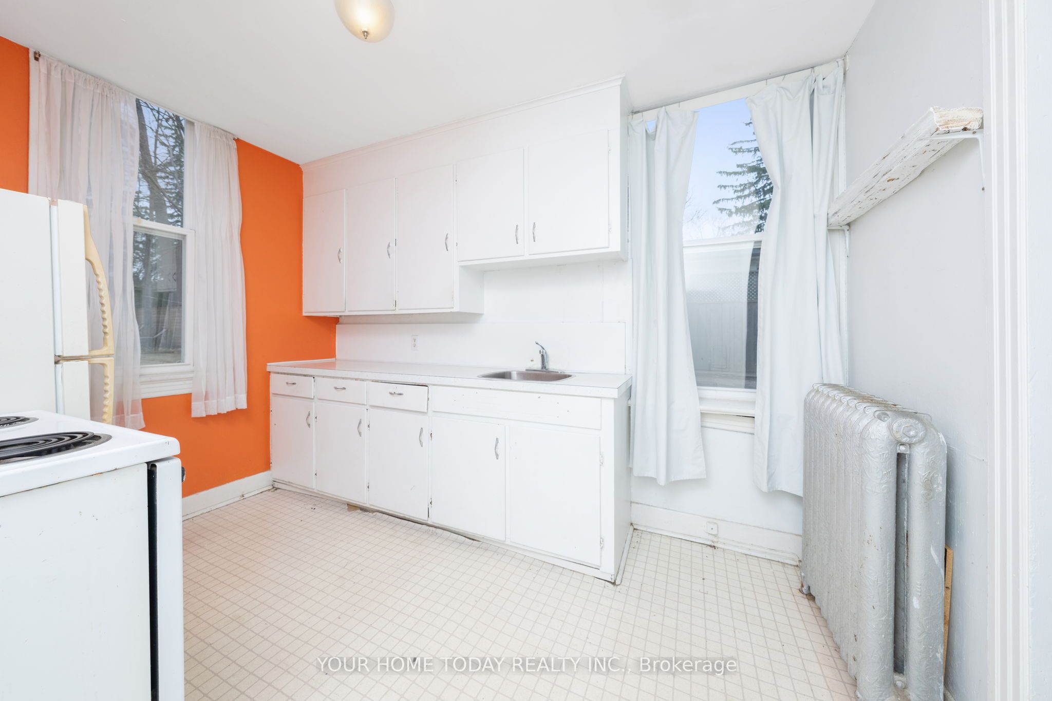 36 Market Street Property Photo 41