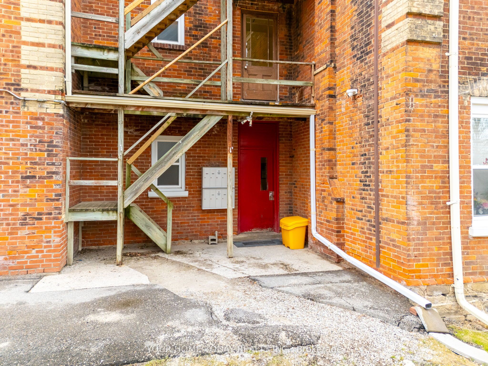 36 Market Street Property Photo 15