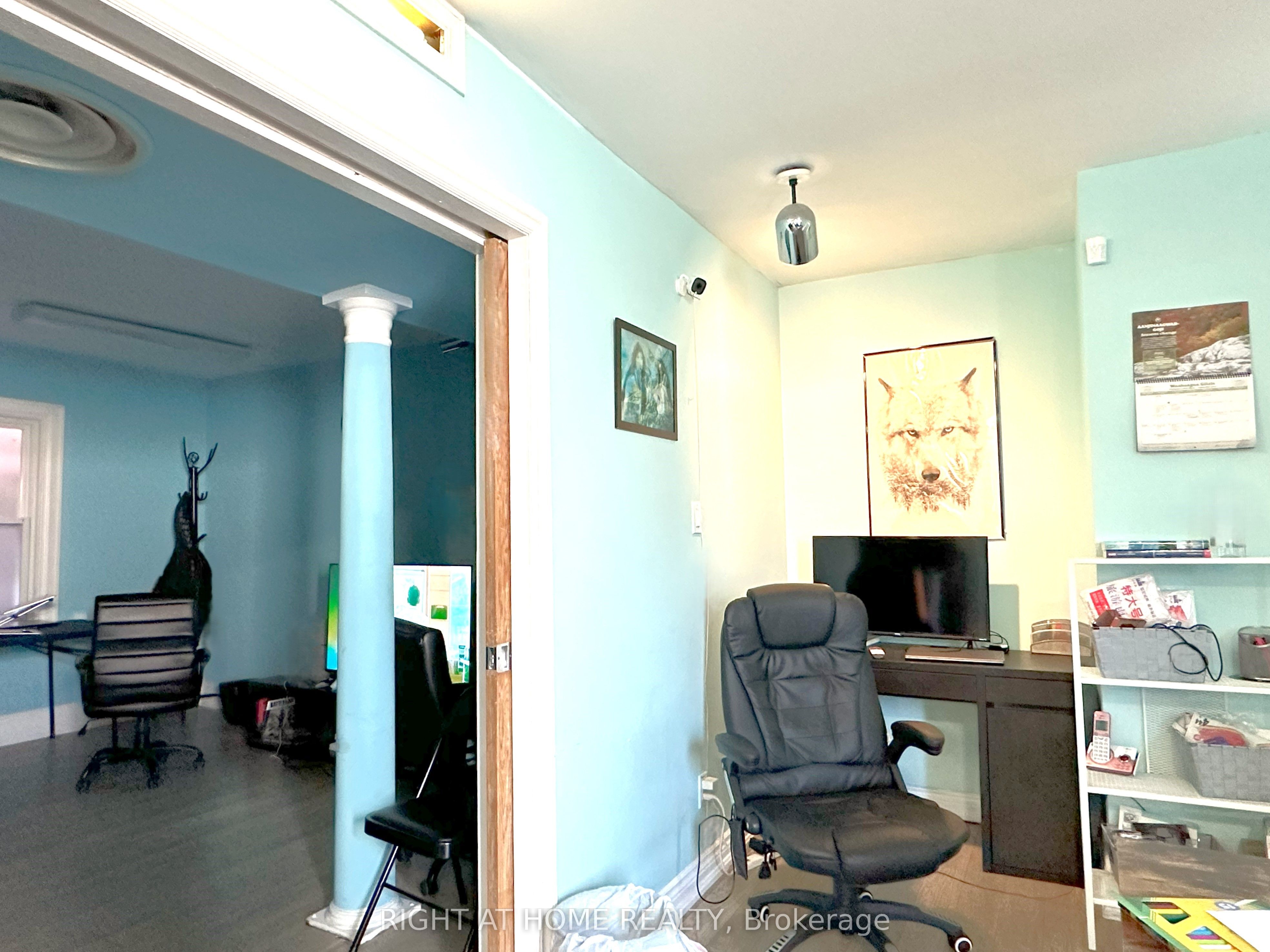 #202 - 1911 Weston Road Property Photo 7
