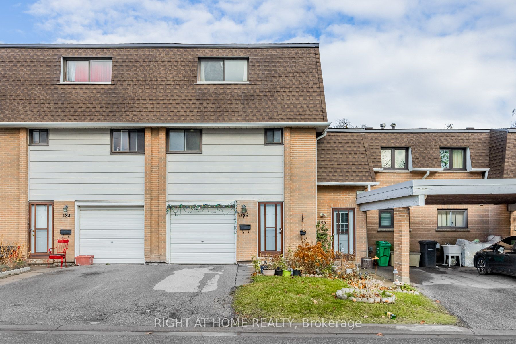 #185 - 475 Bramalea Road Property Photo 1
