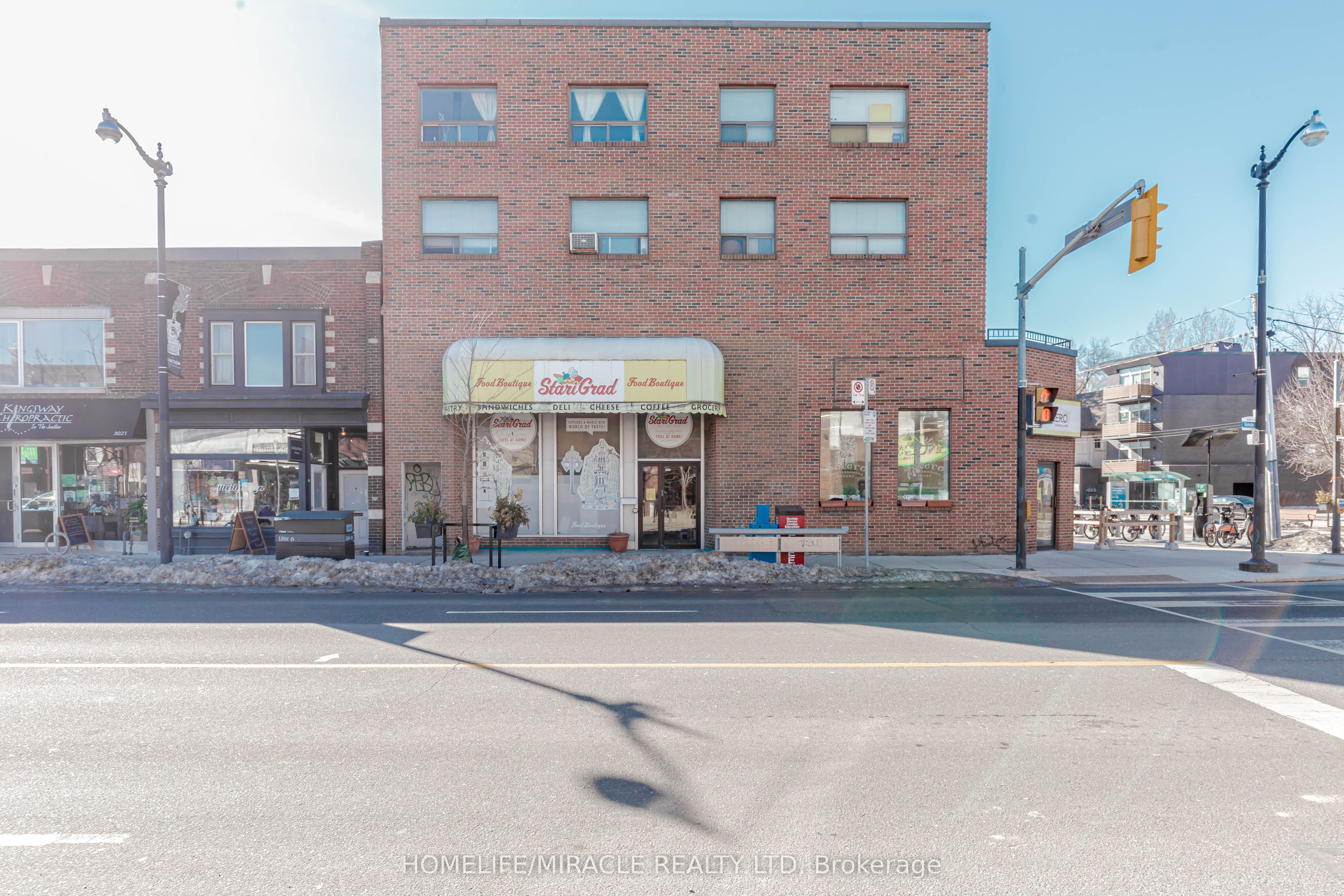 3029 Dundas Street Property Photo 1