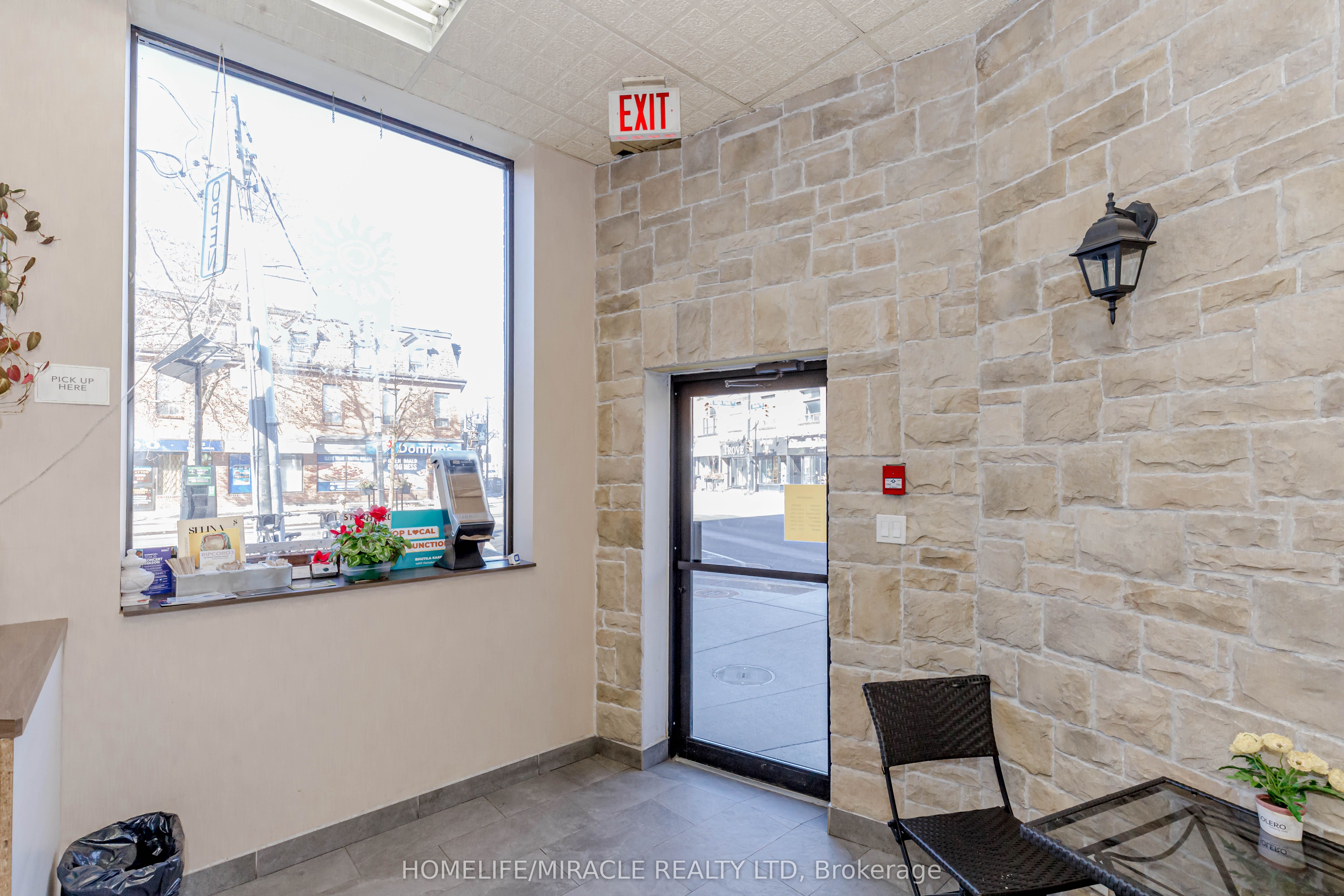 3029 Dundas Street Property Photo 4