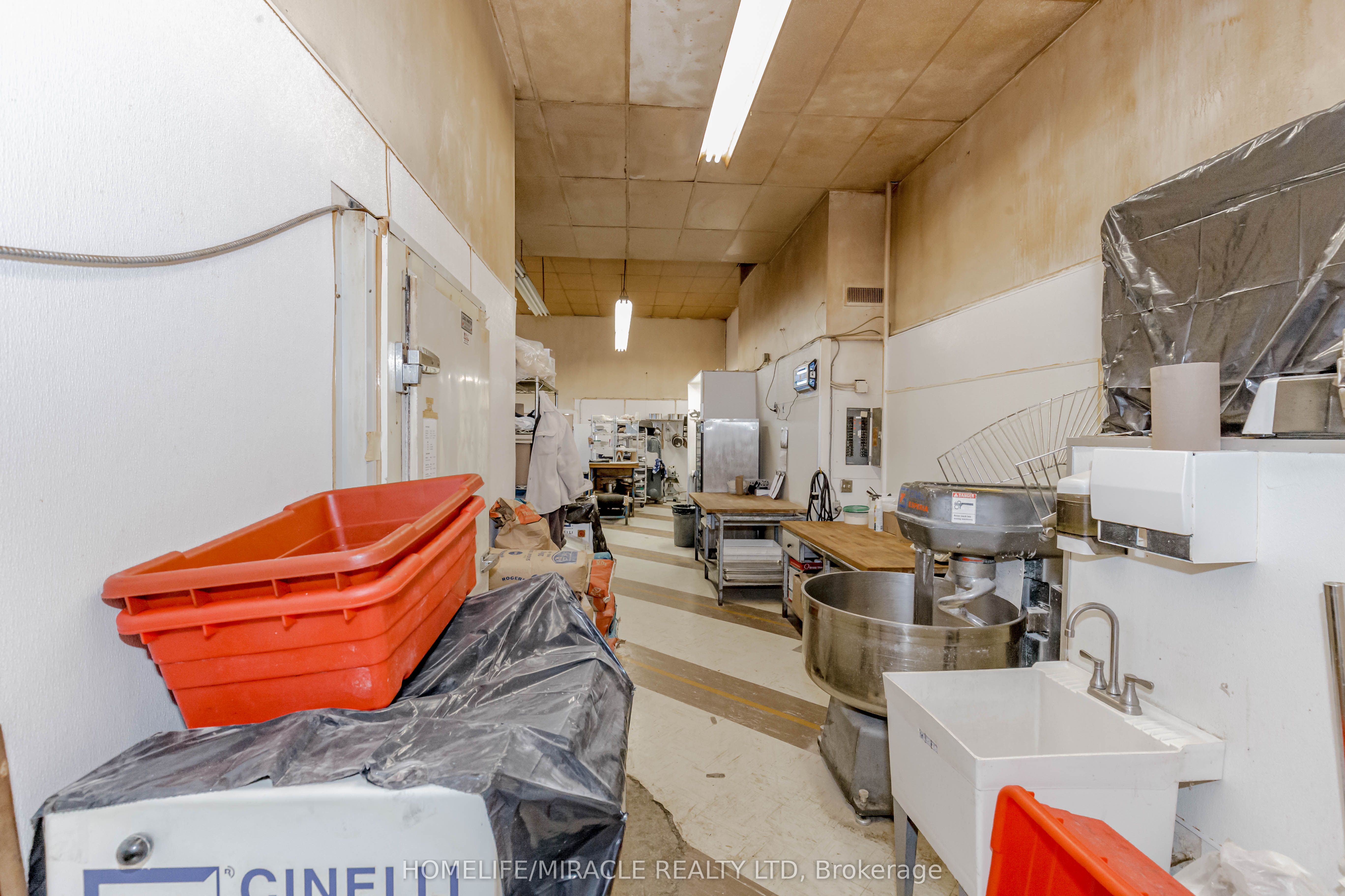 3029 Dundas Street Property Photo 44