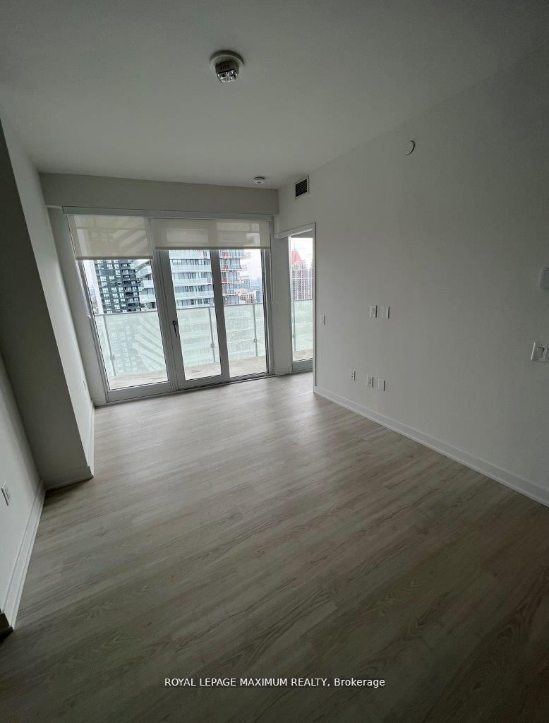 #2201 - 3883 Quartz Road Property Photo 10