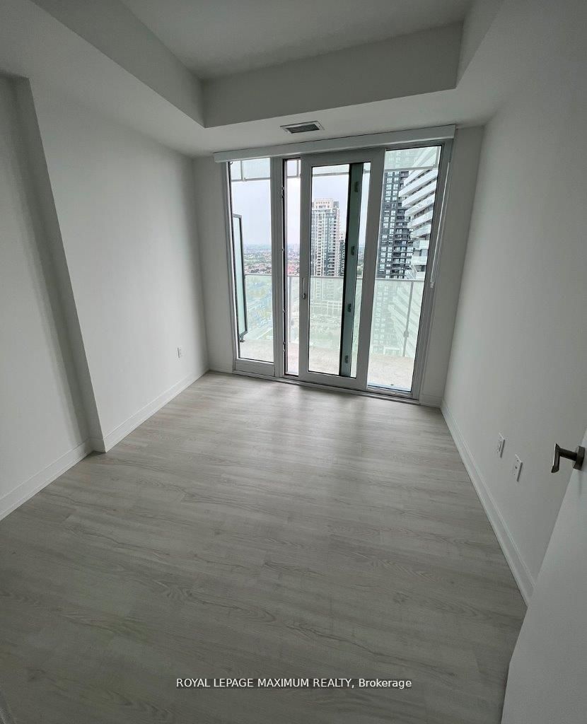 #2201 - 3883 Quartz Road Property Photo 12