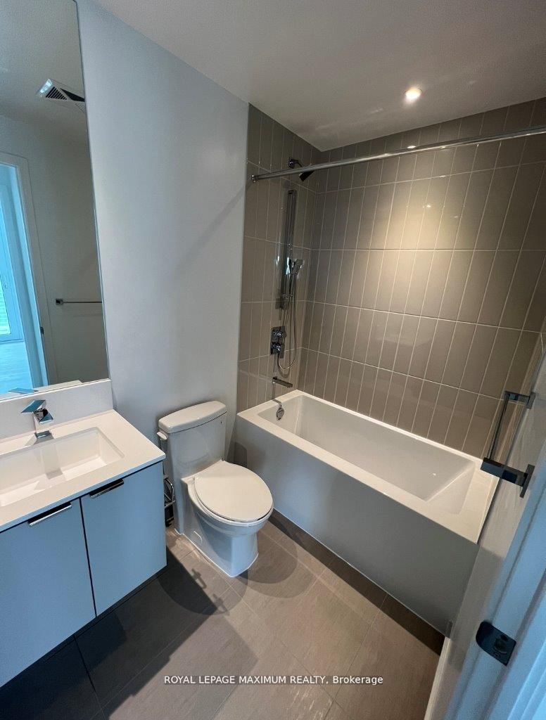 #2201 - 3883 Quartz Road Property Photo 13
