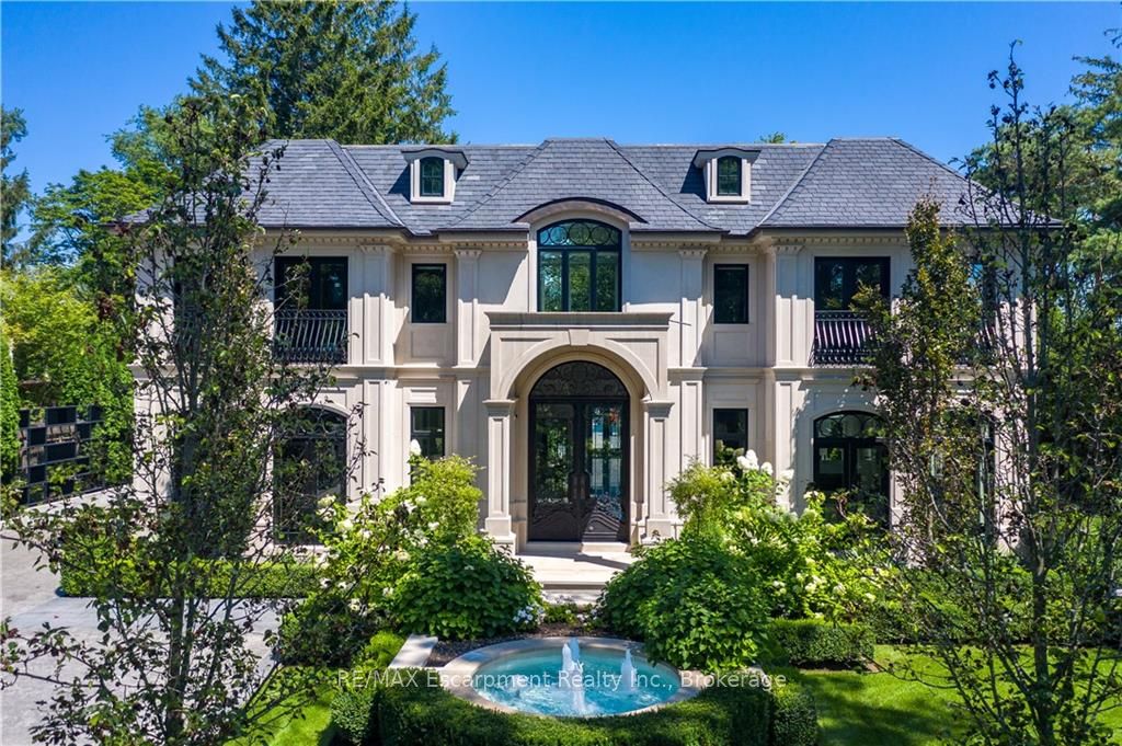 1013 Oo Old Oakville Real Estate Listings Main Image