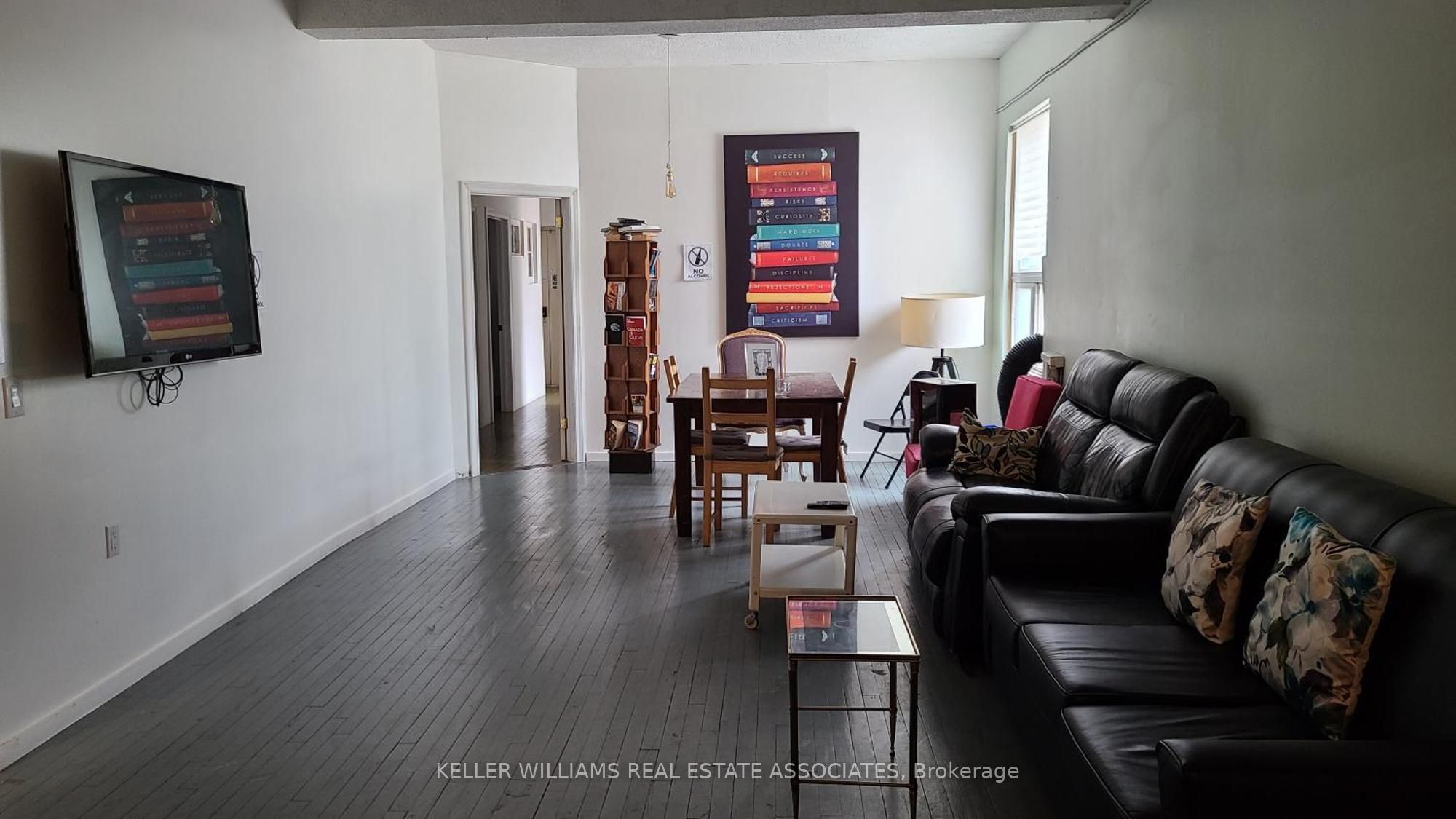 #upper - 83 Elm Grove Property Photo 2