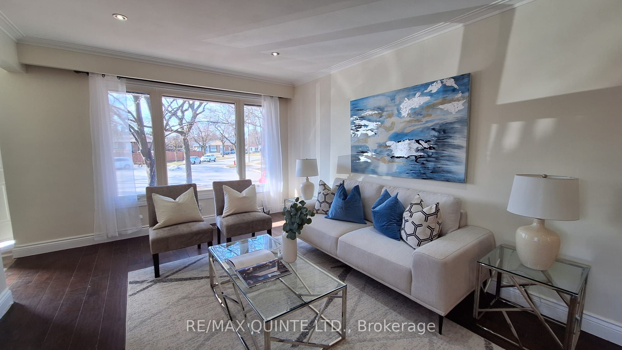 3375 Kelowna Court Property Photo 5