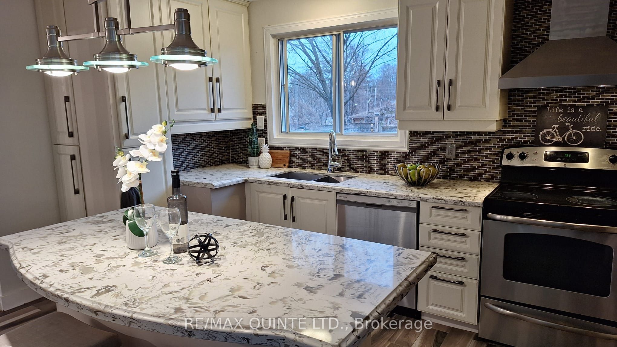 3375 Kelowna Court Property Photo 14