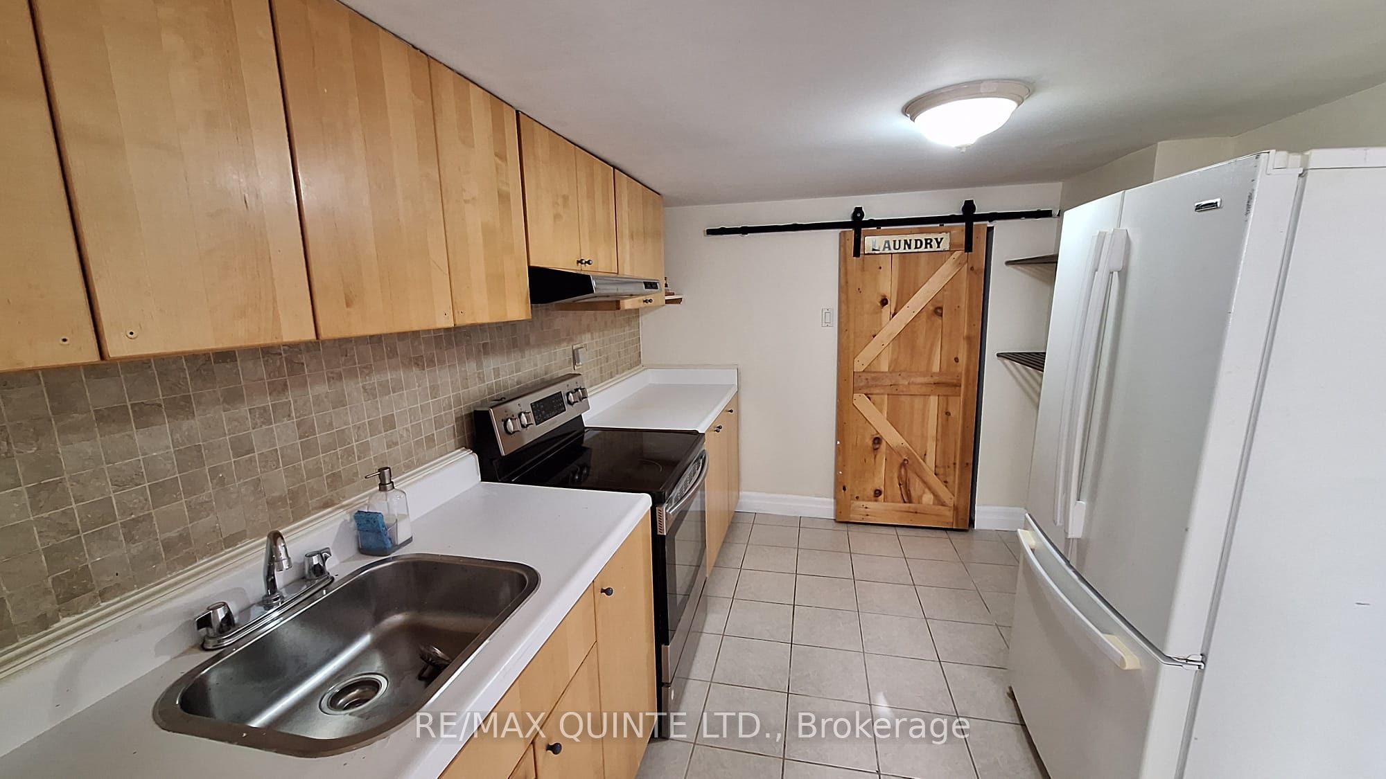 3375 Kelowna Court Property Photo 25