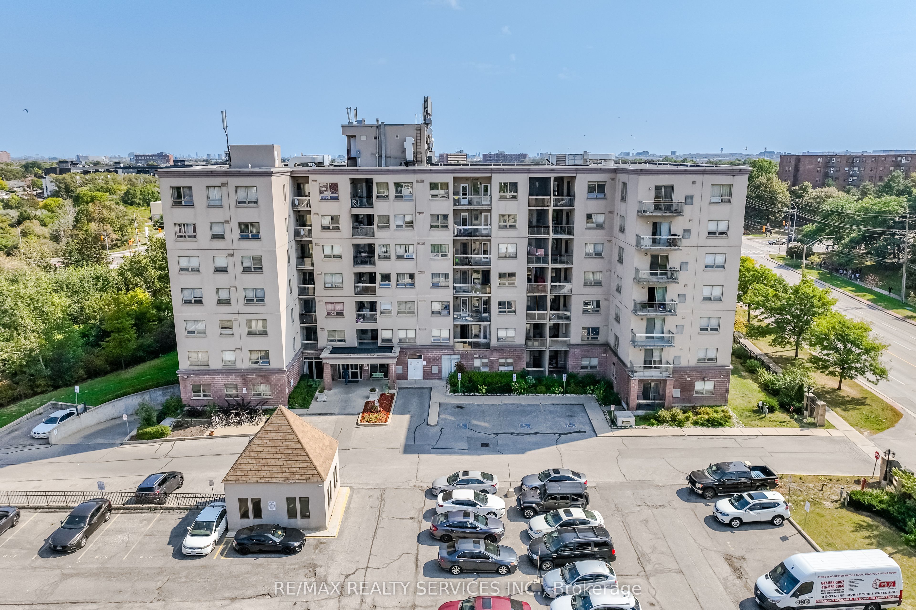 #212 - 7405 Goreway Drive Property Photo 1