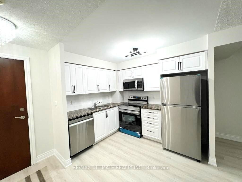 #1401 - 310 Burnhamthorpe Road Property Photo 2